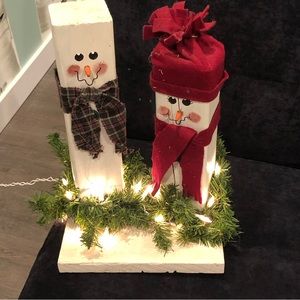 Light Up Wooden Snowman Decor